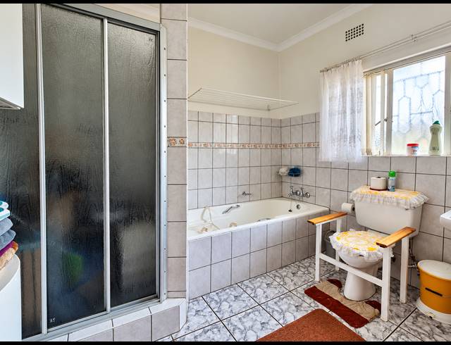 3 BEDROOM HOUSE FOR SALE IN SONLAND PARK